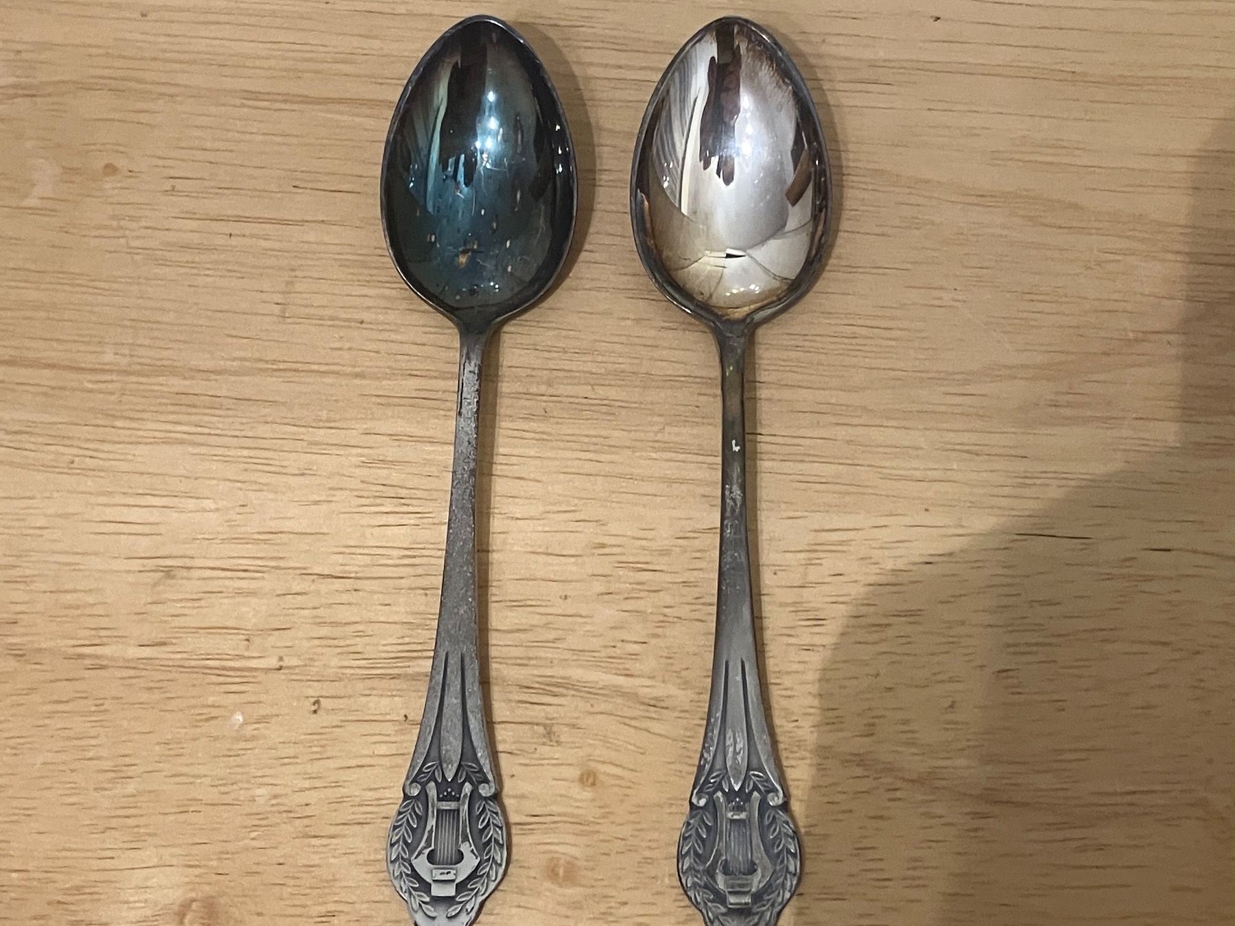 Bestecksets: Silberbesteck Set  Messer Gabel Löffel – Gebraucht aus Frick von  7