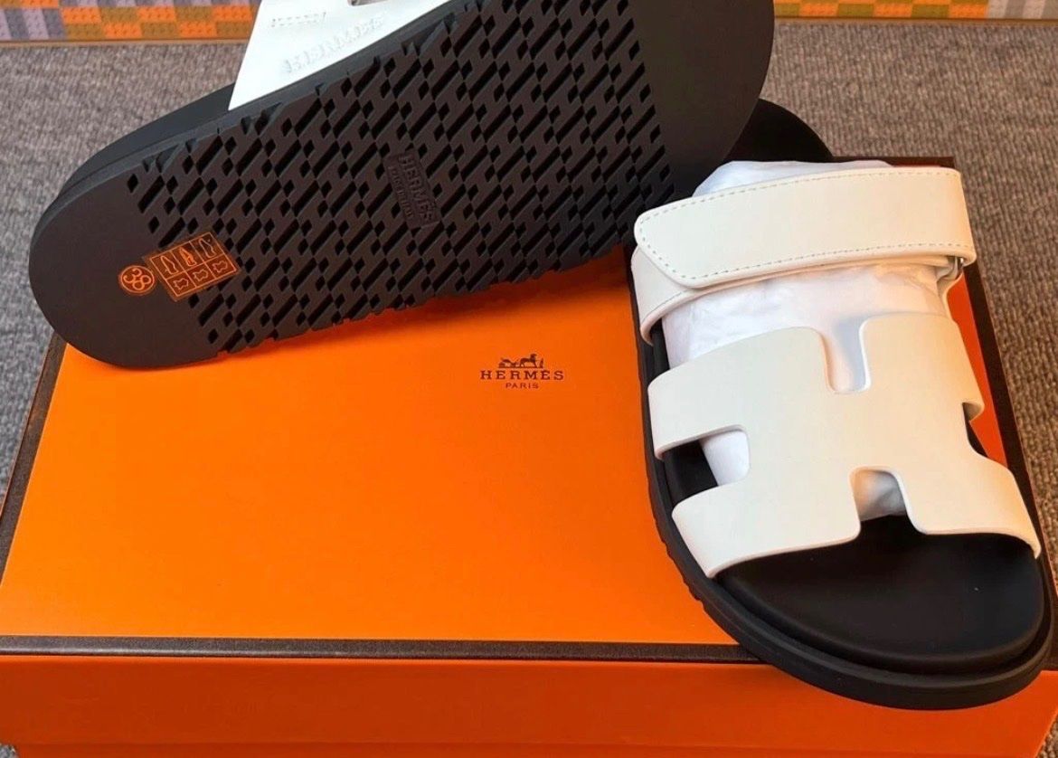 Hermès Damenschuhe: Sandale Chypre Hermes White/Black – Neu und originalverpackt aus Courrendlin von Lw_Resell 4