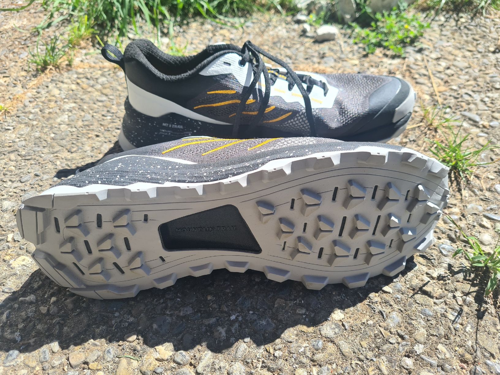 Scarpe da uomo: Trailrunningschuhe Grösse 41 – Nuovo (secondo la descrizione) da Urtenen-Schönbühl venduto da pasc_000 1