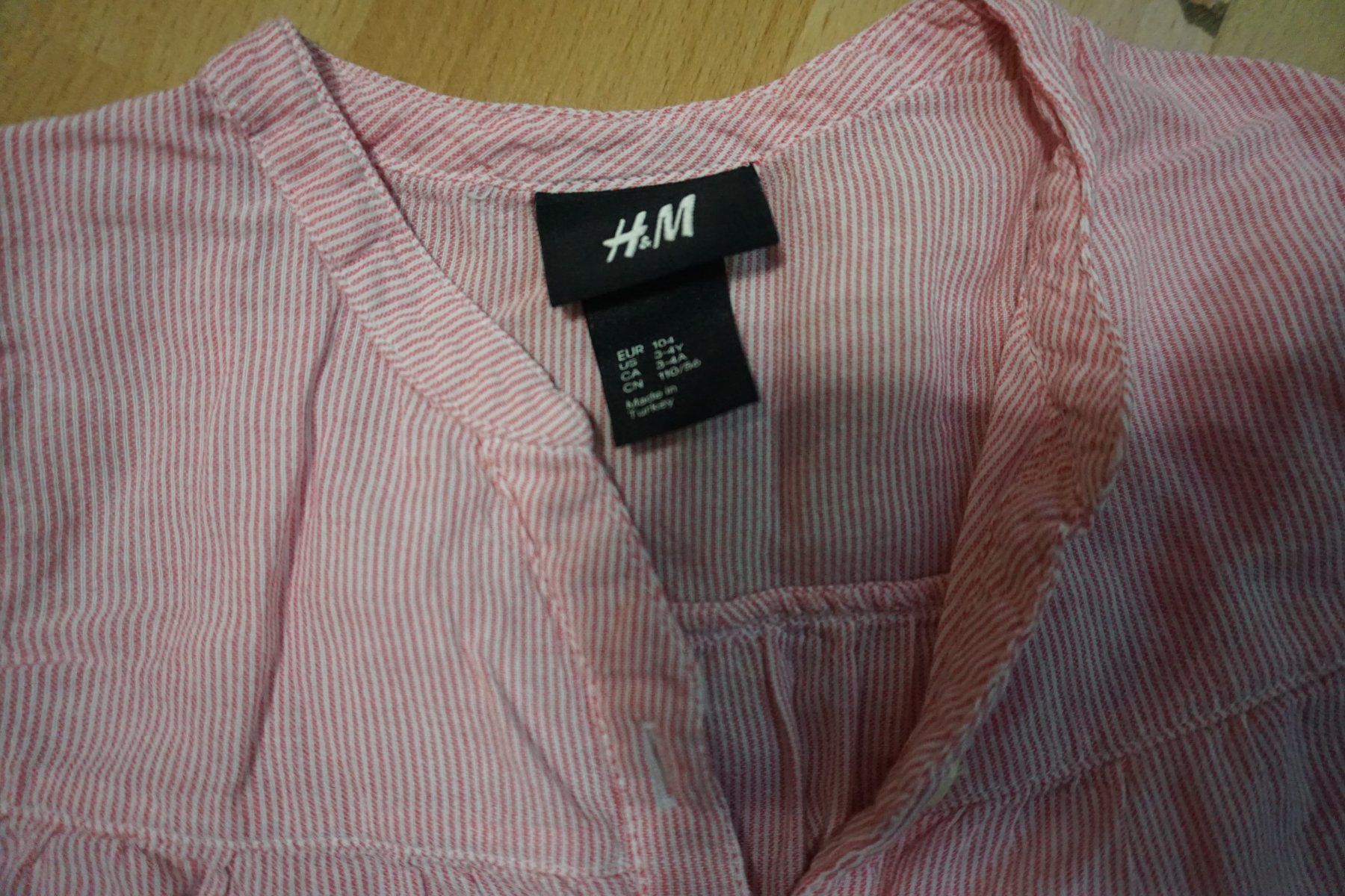 H&M Blusen, T-Shirts & Tops: Mädchen Bluse H&M rosa gestreift Gr. 104 – Gebraucht aus Zürich von einalemjena 3