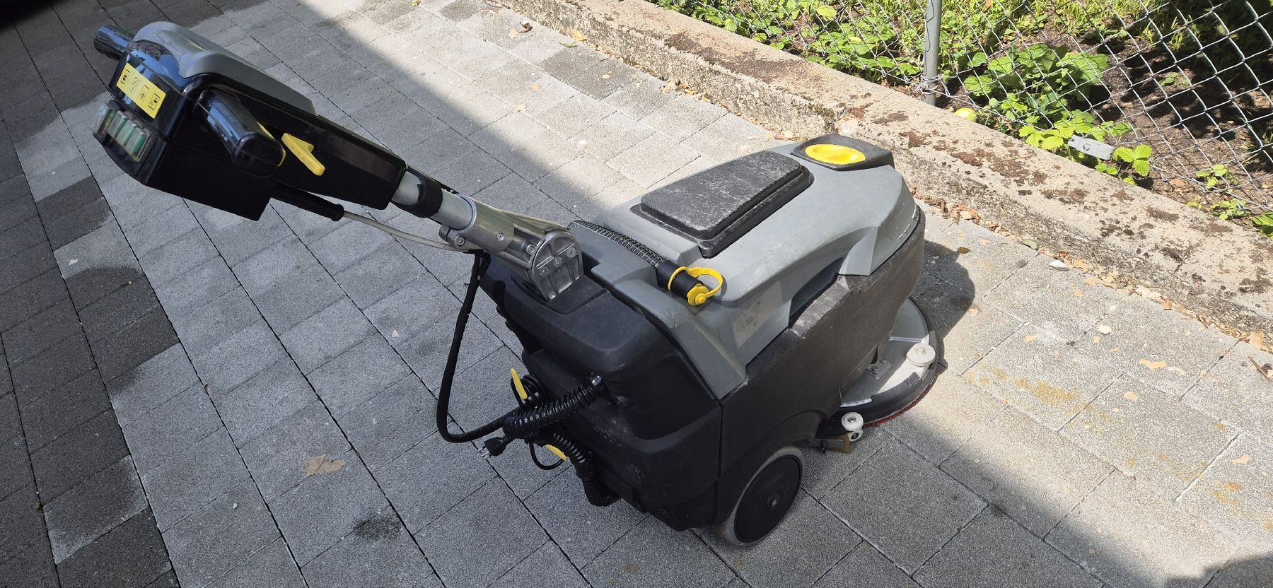 Kärcher Tutte le macchine: Kärcher BD 40/12C – Usato da Grenchen venduto da Hzpro 2