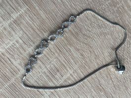 Bracelet Symbole Infini, décoré de petites pierres