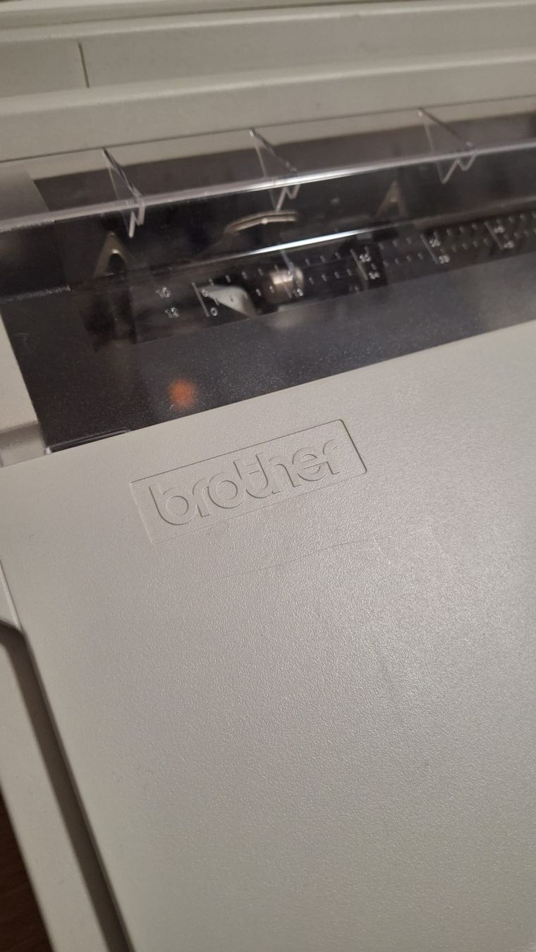 Brother Macchine da scrivere: Schreibmaschine Brother – Usato da Bäriswil BE venduto da vonys 3