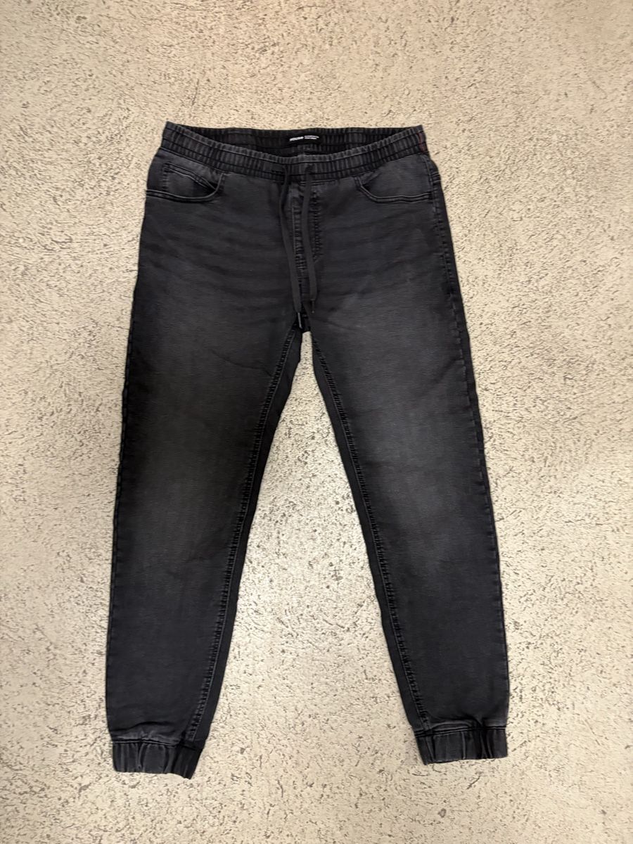 Pantaloni: Herren Jogger Hose,Gr.34/34 – Usato da Winterthur venduto da Nena222