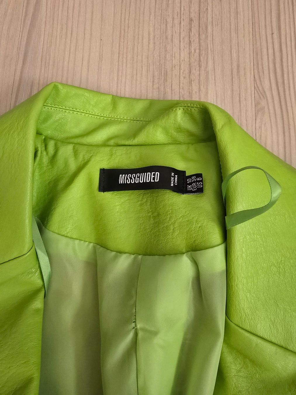 Vestes: Jacke – Neuf (Voir description) à Gutenswil par evita.64 1