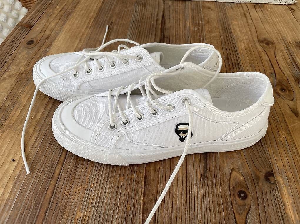 Herrenschuhe: Basket – Neu und originalverpackt aus Chardonne von pat_n797