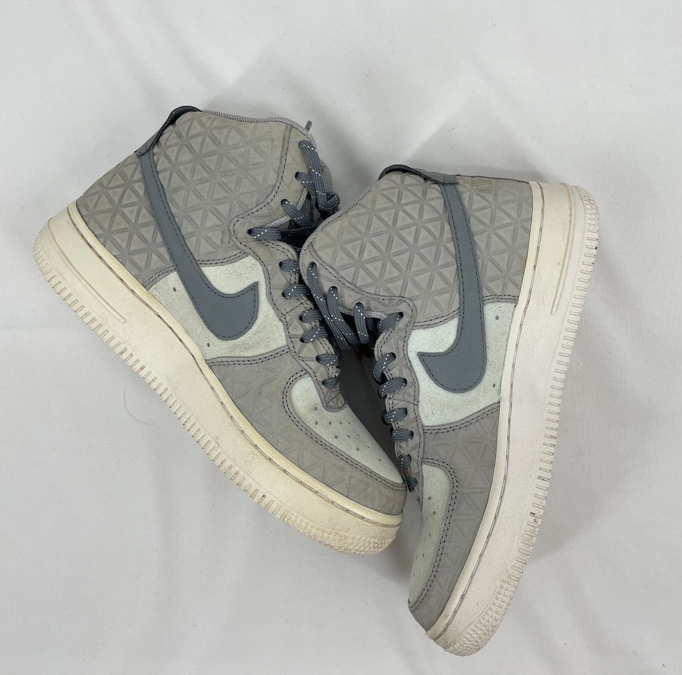 Nike Chaussures hommes: NIKE AF1 – D'occasion à Lausanne par PlusValue_Lausanne 1