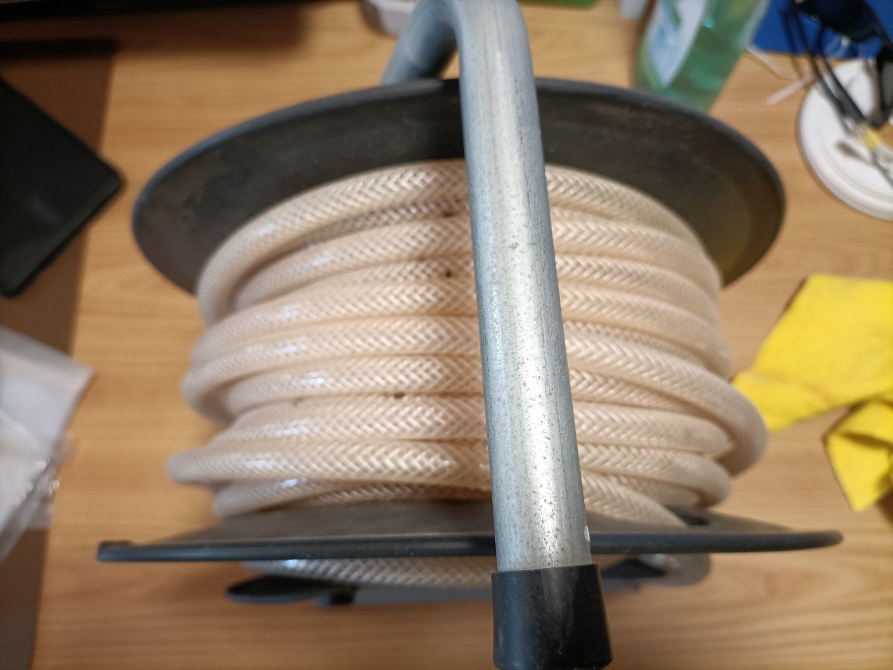 Rohre & Schläuche: Druckluftschlauch-Trommel Standard gebraucht – Gebraucht aus Schöftland von Snacketti7 3