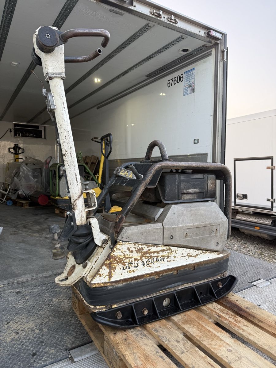 Wacker Neuson Toutes les machines: Wacker Neuson DPU-4045H Rüttelplatte-Vibroplatte – D'occasion à Zürich par DraganM. 7