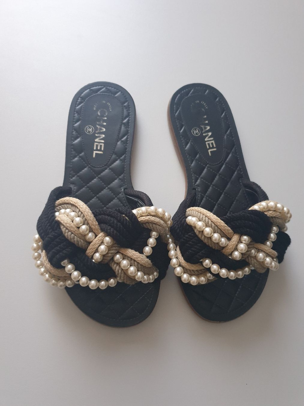 Chanel Scarpe da donna: Chanel Perlen Sandalen – Usato da Port venduto da Marta123