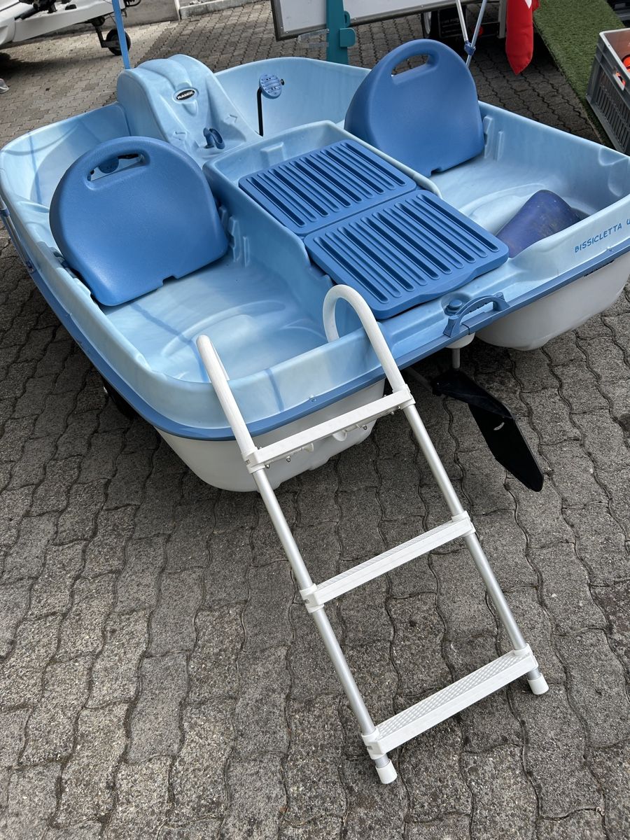 Bateaux: Pedalo – D'occasion à Netstal par ursbaitella 2