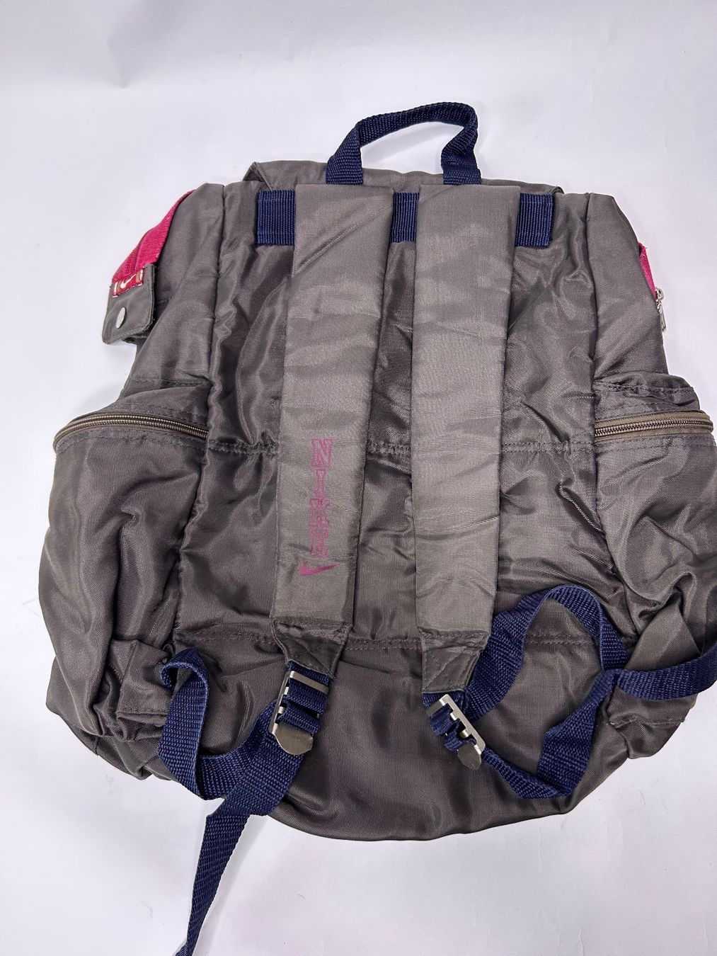 Nike Sacs à dos: Vintage Nike Rucksack – D'occasion à St. Gallen par look-twice 2