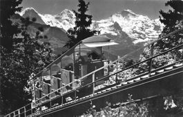 Interlaken Harder Kulm (BE) Standseilbahn mit Panoramablick