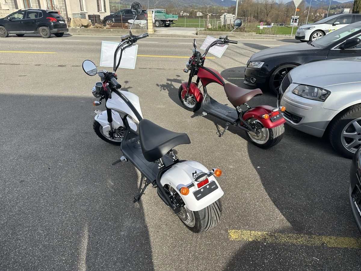 Super Soco Scooters: Scooter électrique Chopper – Neu (gemäss Beschreibung) aus Courrendlin von audittfl 5