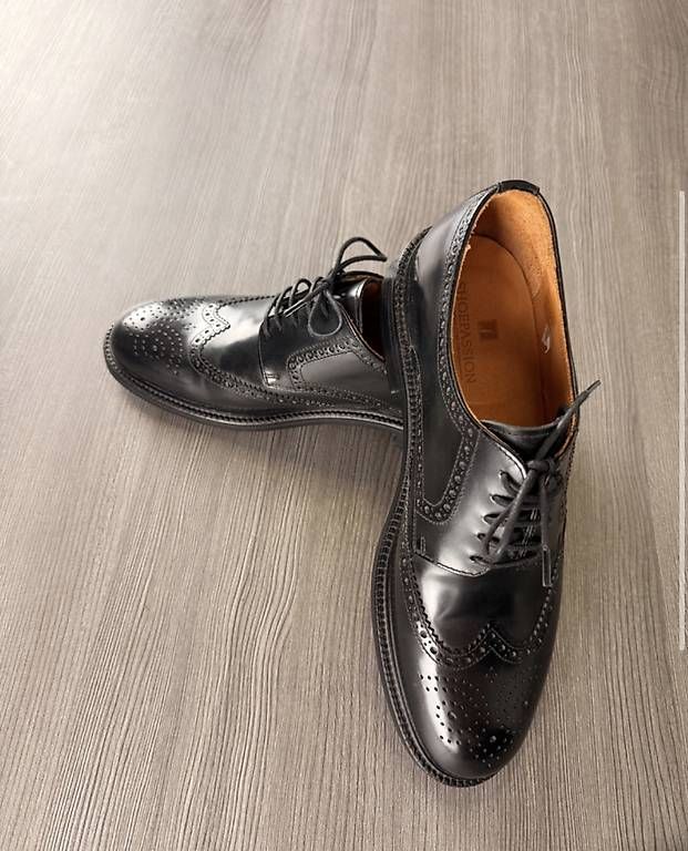 Chaussures hommes: Full-Brogue Derby EU 43 – D'occasion à Basel par F4bi05 1