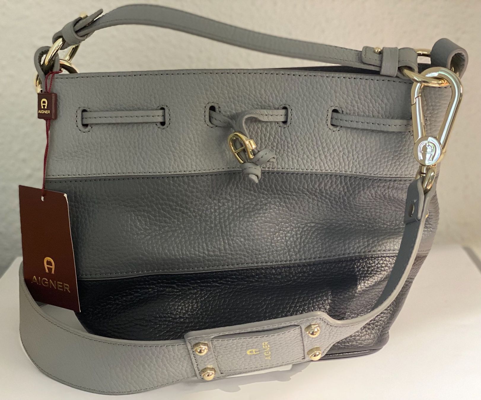Aigner Taschen für Damen: AIGNER Tara Umhängetasche – Neu und originalverpackt aus Oberaach von Dandy2021 8