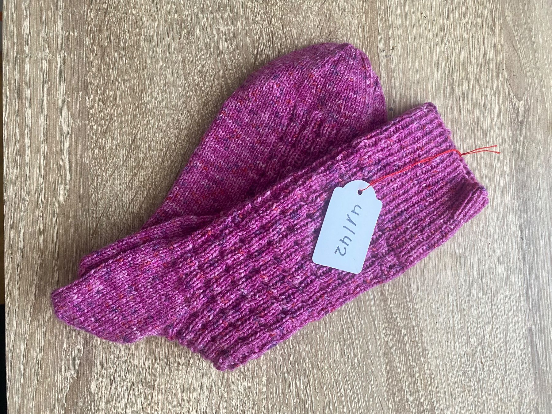 Calze: Socken Grösse 41/42, Handgestrickt – Nuovo (secondo la descrizione) da Thun venduto da marasch01