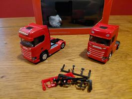 Herpa Set 2x Scania CS Zugmaschinen in rot 1:87