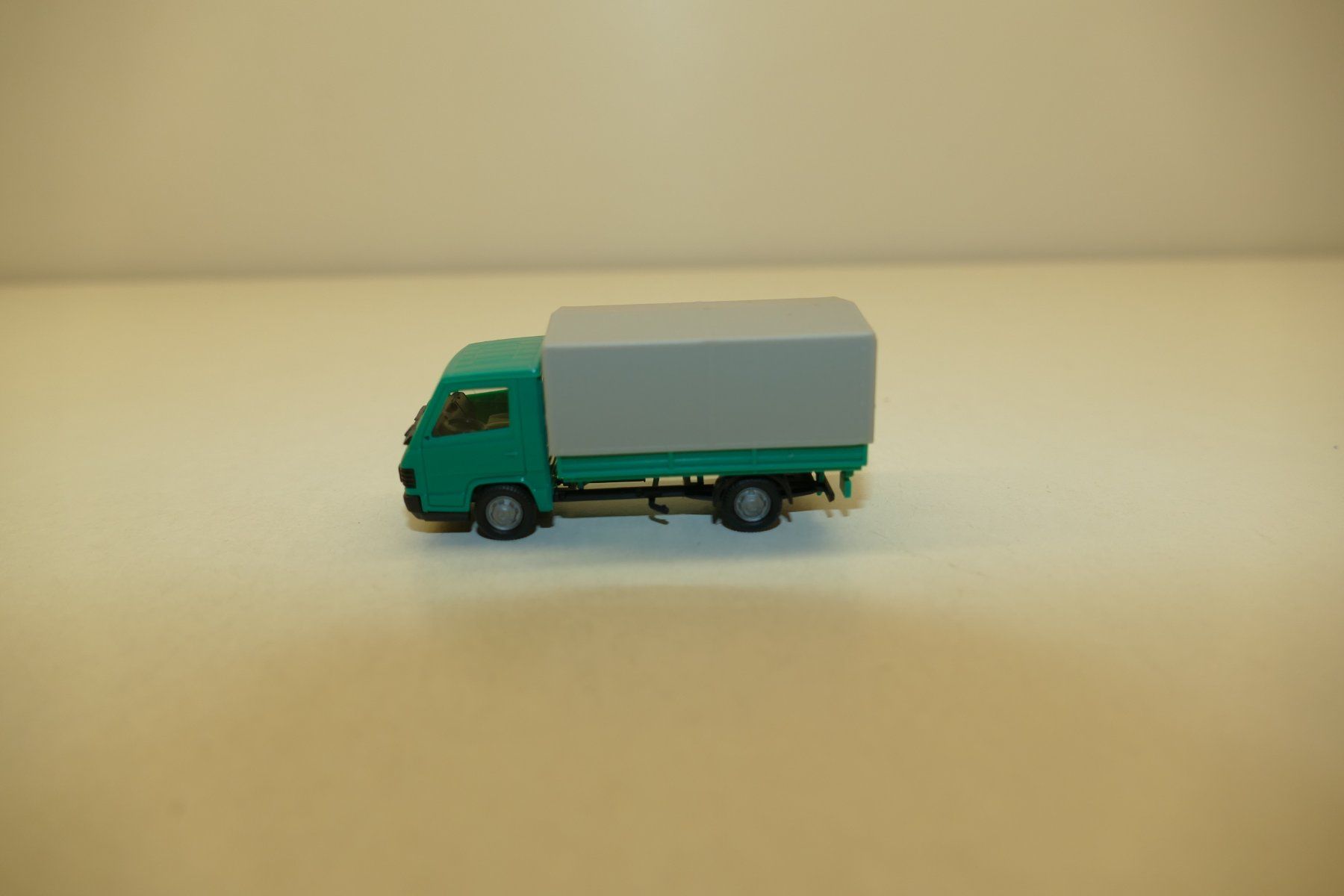 Herpa Modellautos: M 1:87: MB Transporter – Neu (gemäss Beschreibung) aus Niederhasli von Flash32 1