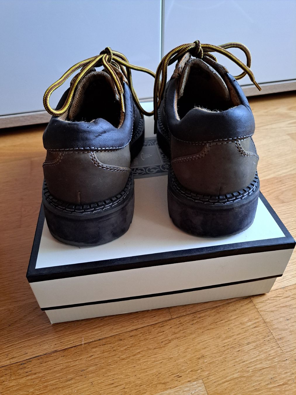 Scarpe da uomo: Neue Century Lederschuhe – Nuovo (secondo la descrizione) da Morens FR venduto da Kiscica 3