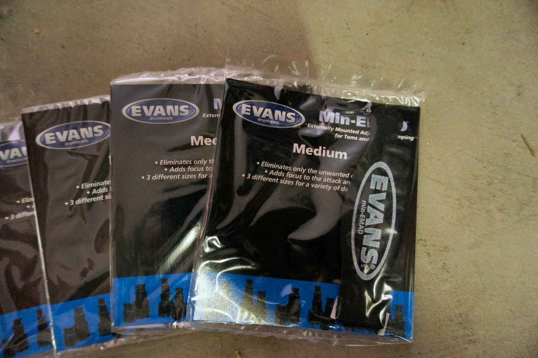Evans Strumenti musicali: Evans Mini EMAD Damper, medium - 10pcs – Nuovo e nell'imballaggio originale da Zofingen venduto da Rodeln 1