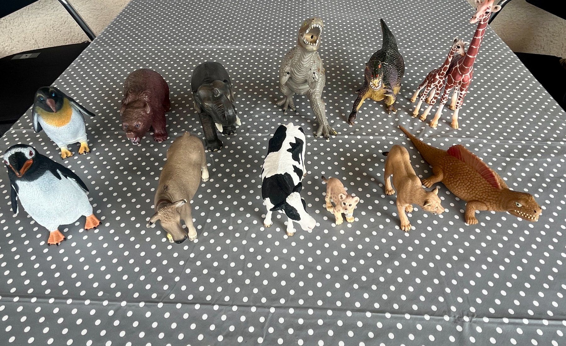 Spielzeuge: Tierfiguren Konvolut guter Zustand – Gebraucht aus Zürich von Dmbz 3