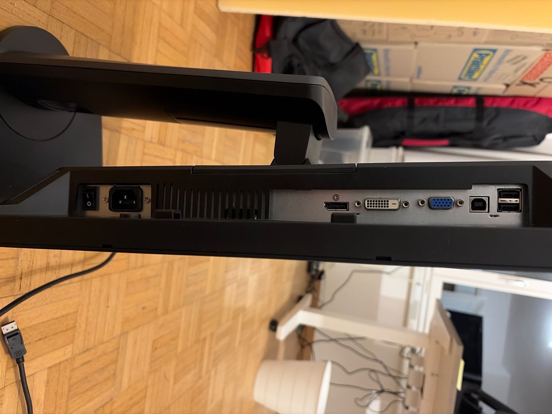 Hewlett Packard Monitor: Monitor HP z24i (24", 16:10) – Usato da Zürich venduto da seb_8xxx 2
