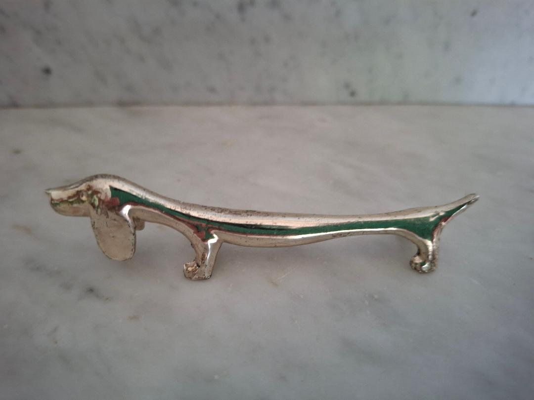 Statuette: Vintage Hunde-Figur aus Metall – Usato da Udligenswil venduto da m-nikolic