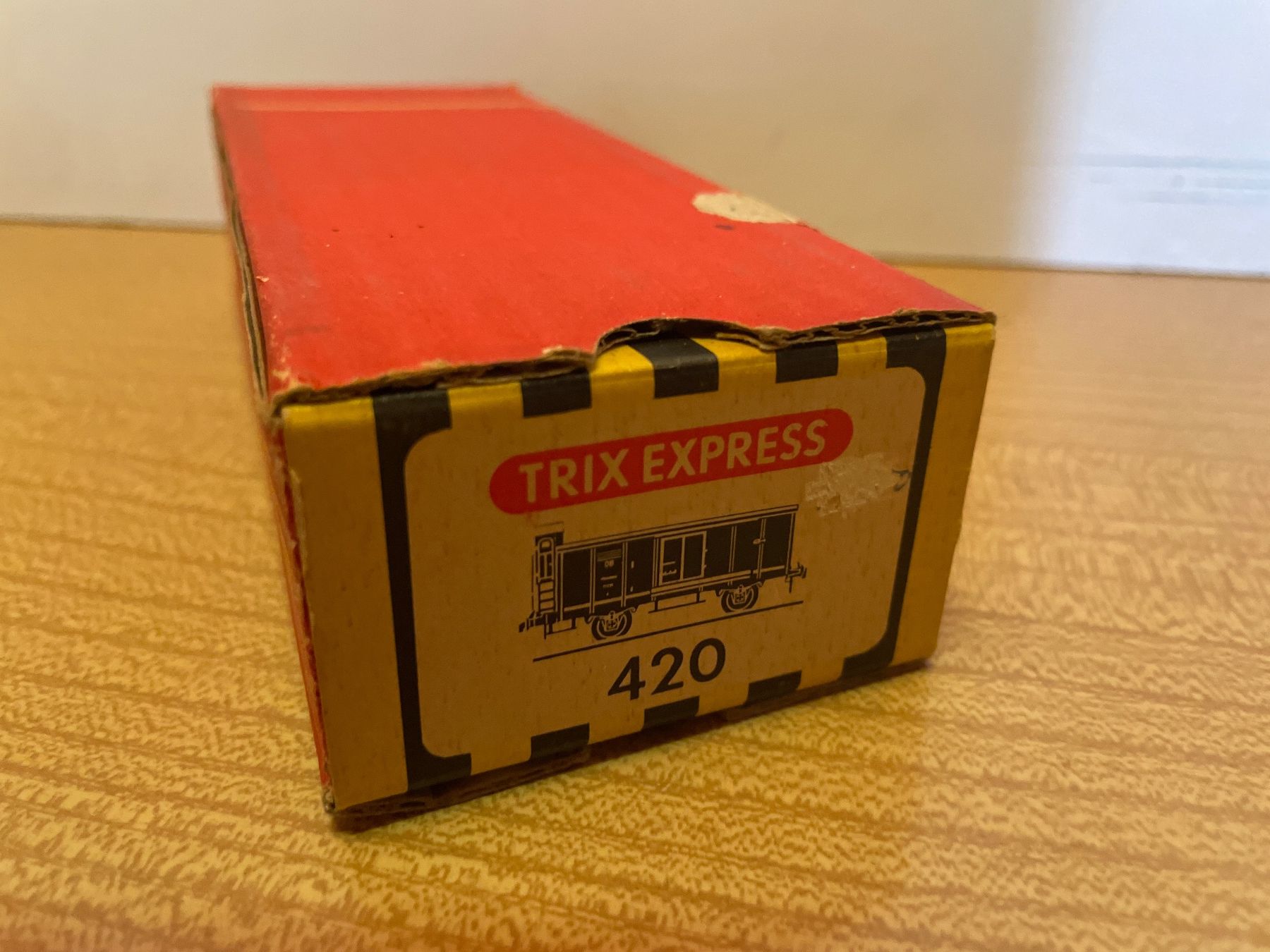 Trix Modelleisenbahnen: Trix Express H0 420 Güterwagen DB – Gebraucht aus Suhr von Daneli7 5