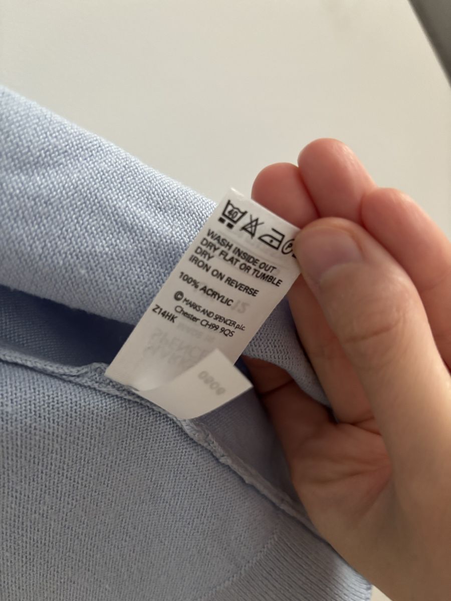 Maglioni & Felpe: Marks & Spencer Cardigan Blue Color – Usato da Luzern venduto da aloevira 4