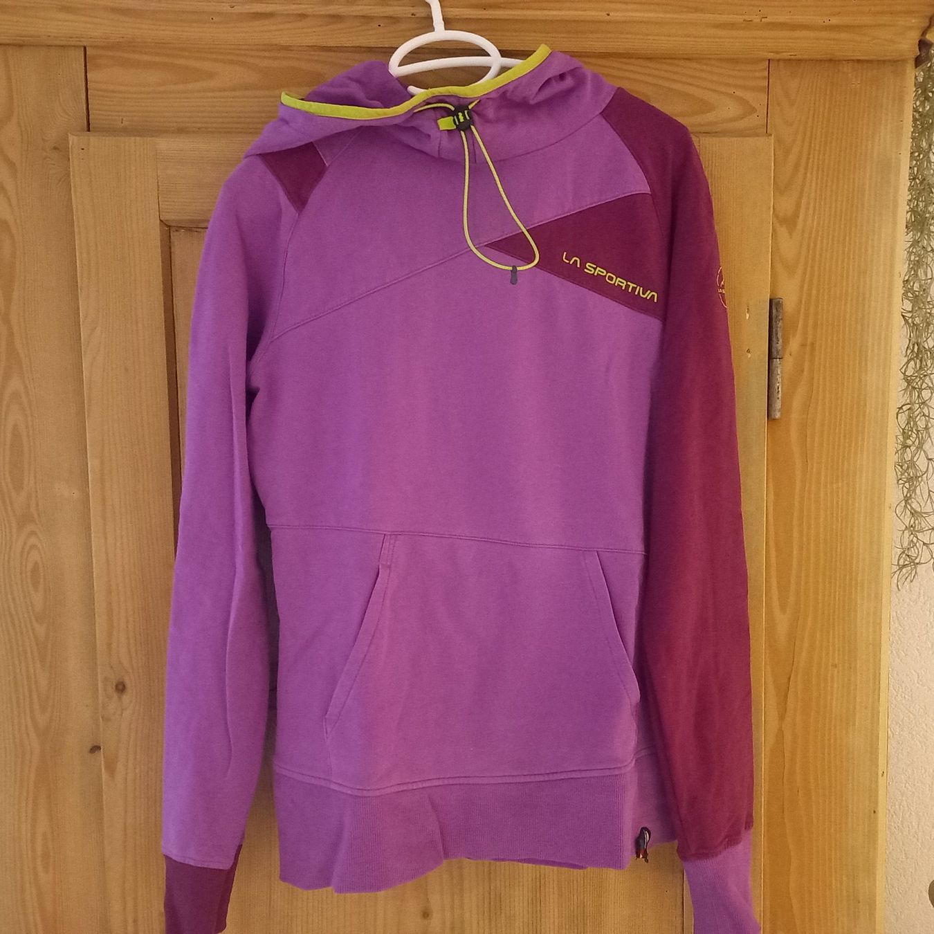 La Sportiva Maglioni & Felpe: La Sportiva Hoddie Pullover – Usato da Ennetmoos venduto da enzian24