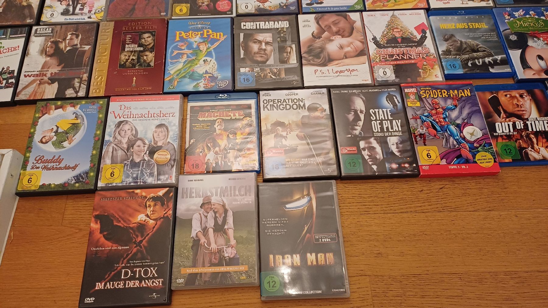 Tutti i DVDs: Grosse DVD + Blu Ray Disc Sammlung, viele Filme – Usato da Aarau venduto da Kaesekuchen2000 1