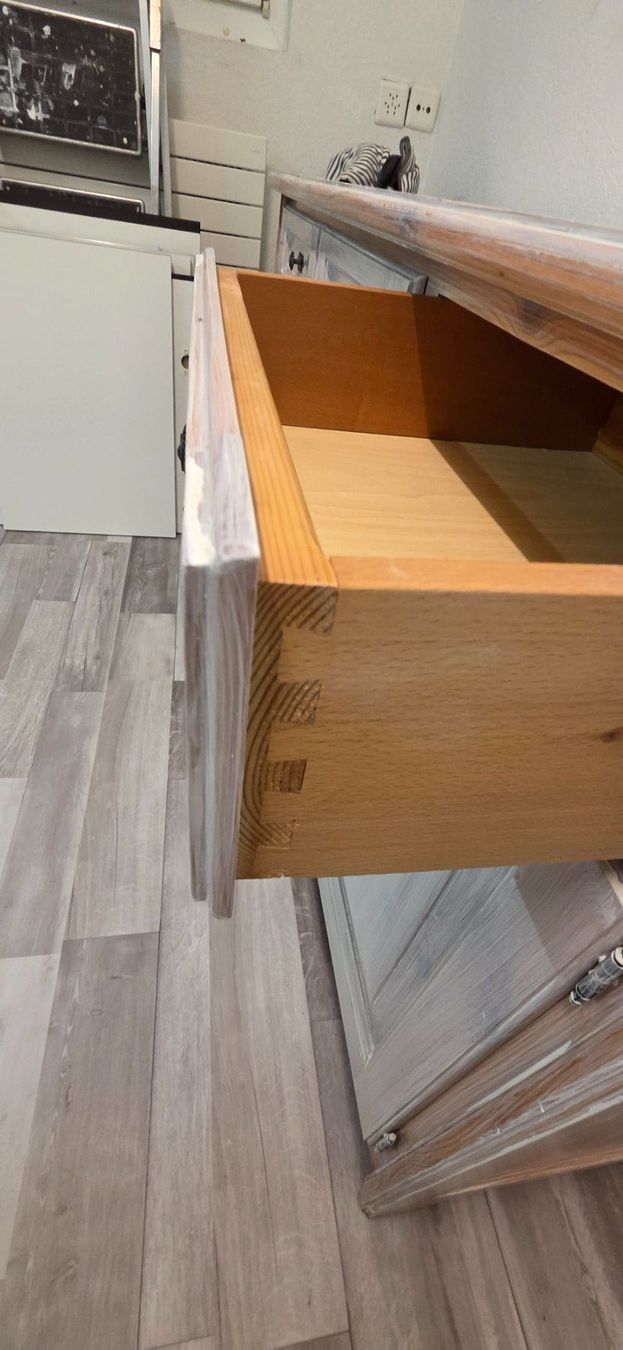 Cassettiere: Sideboard 3 Schubladen 3 Türchen Shabby Chic – Usato da Wetzikon ZH venduto da morda1954 5