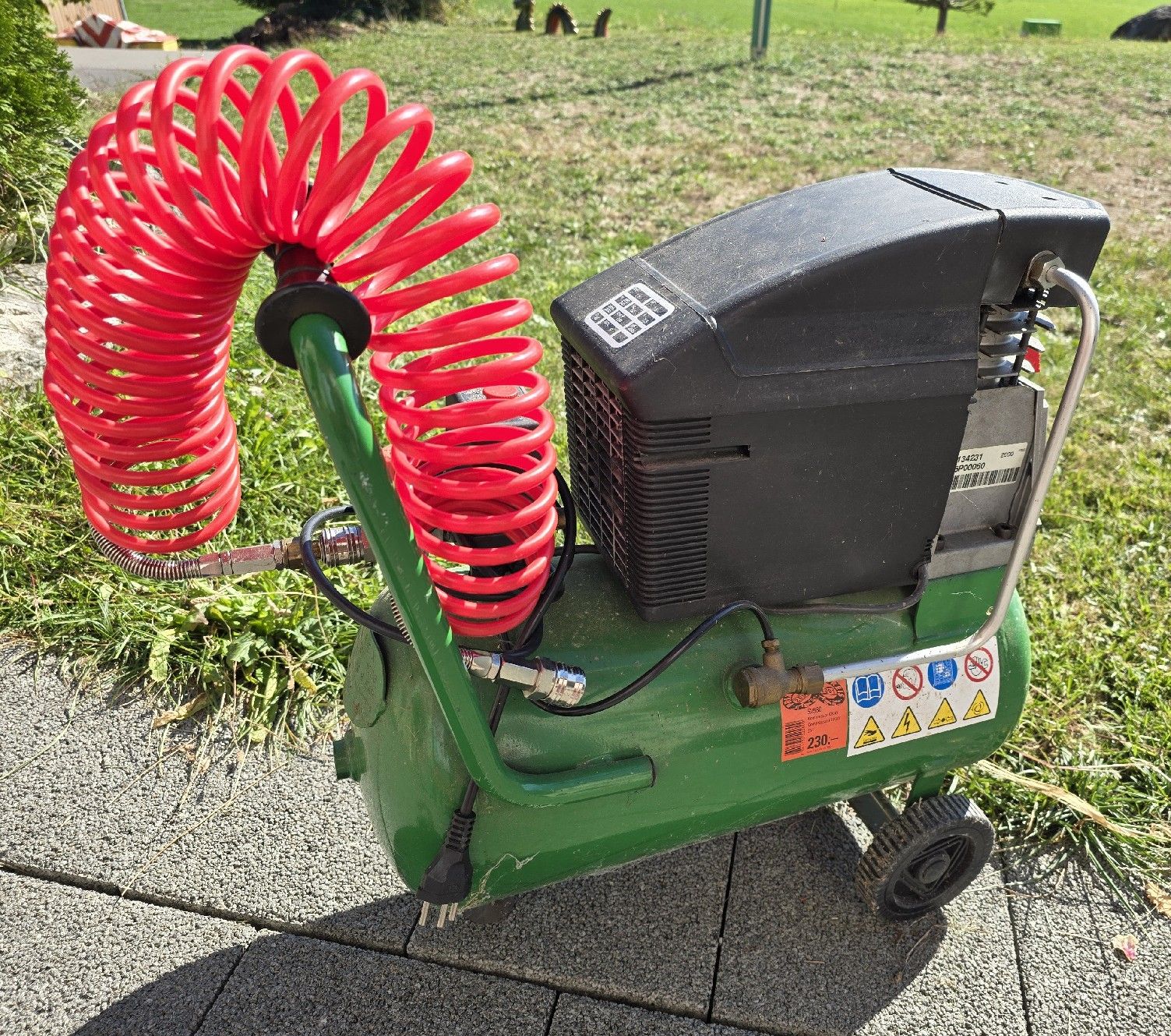 Compressori: Kompressor Okay Power 24 Liter 1.1 kW 1.5 PS gebraucht – Usato da Walkringen venduto da Vanuca 2