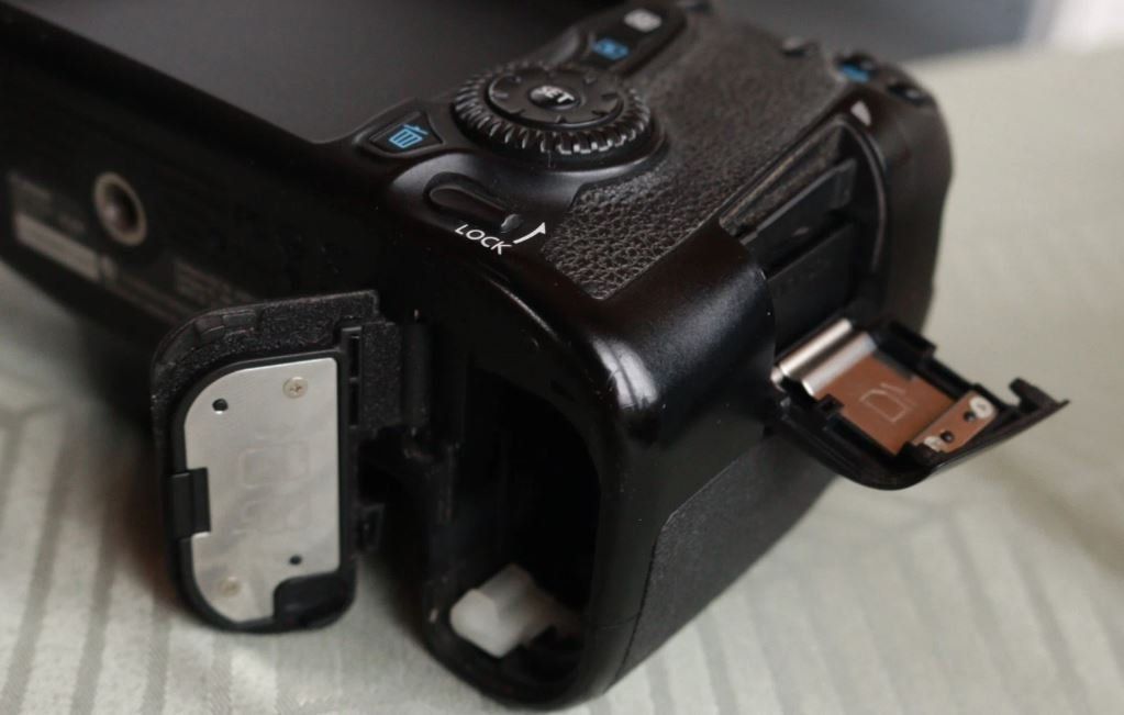 Canon Kamera: Canon EOS 70D(W) for parts – Defekt aus Concise von DivisionVideo 7