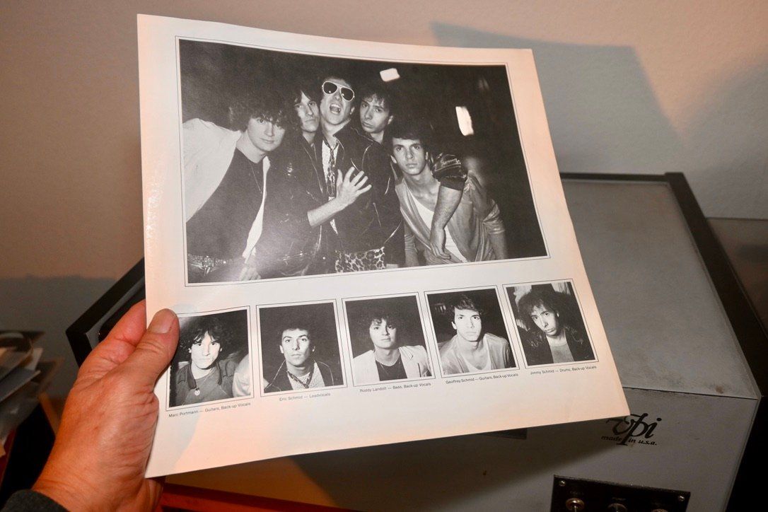 Dischi in vinile: CH HARD ROCK B**ch – First Bite  M/OIS VG(+)/VG+ – Usato da Pfaffhausen venduto da mono_rec 8