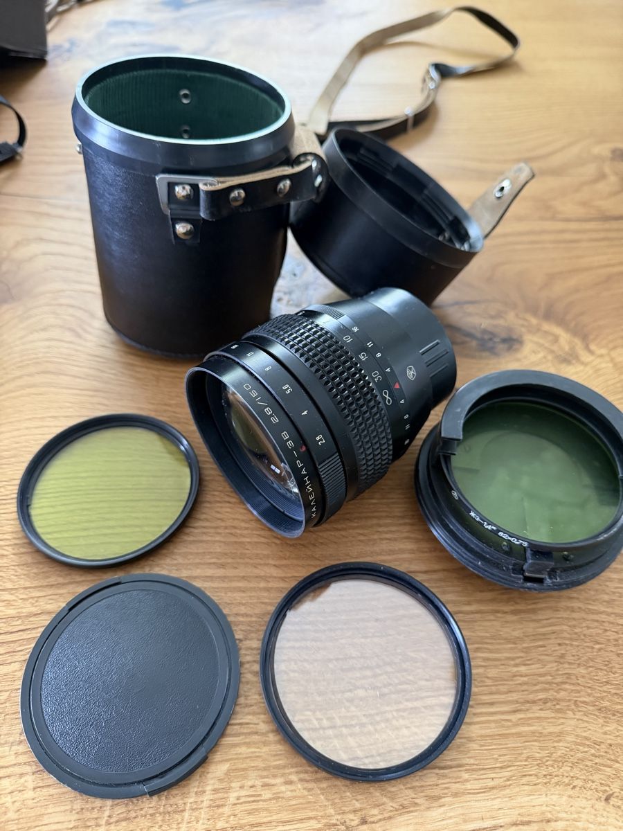 Fotocamera: Kiev 88 mit 3 Objektiven 2 Magazinen  – Usato da Kerzers venduto da skoopz5 4