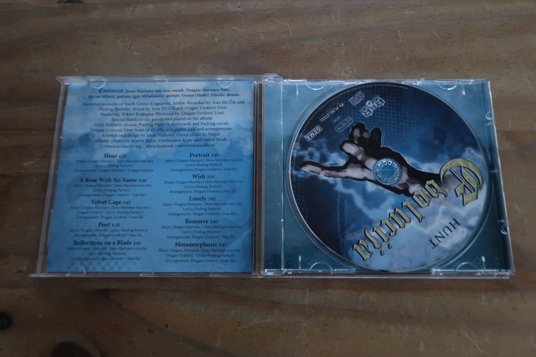 CDs: EVOLUCIJA - HUNT - CD – Gebraucht aus Basel von Patiscat 3