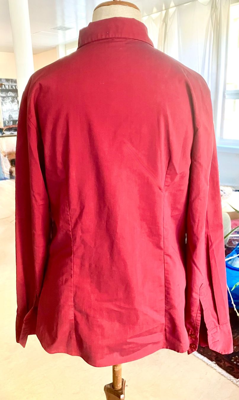 Blusen: Rote Strech-Bluse Grösse 40 – Gebraucht aus Schaffhausen von NinaRicardo 1