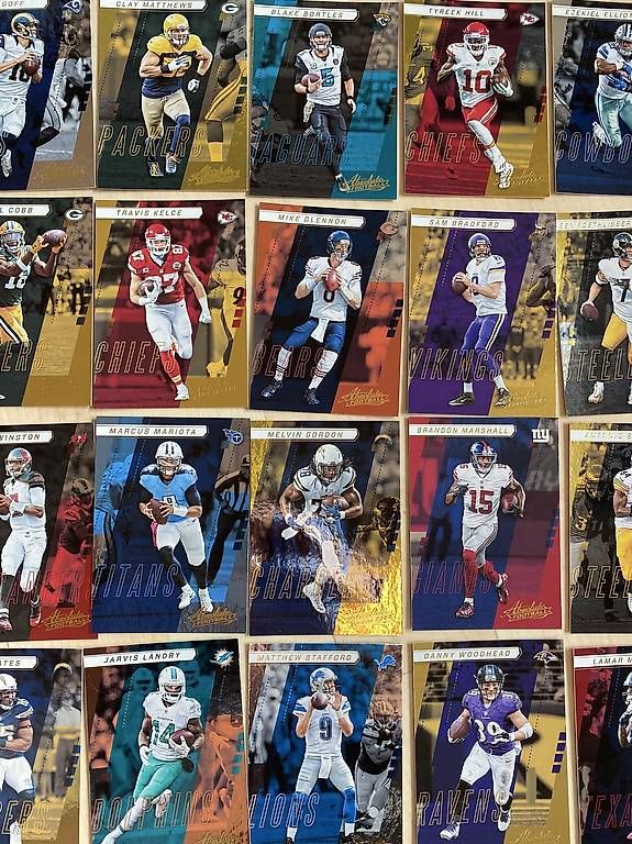 Panini Carte collezionabili: NFL Panini 2017 - Absolute Football – Usato da Boningen venduto da chregu90 2