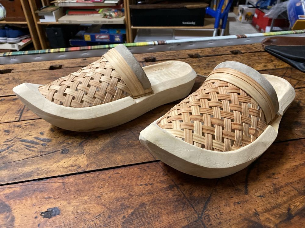 orologi da muro in legno fatti a mano