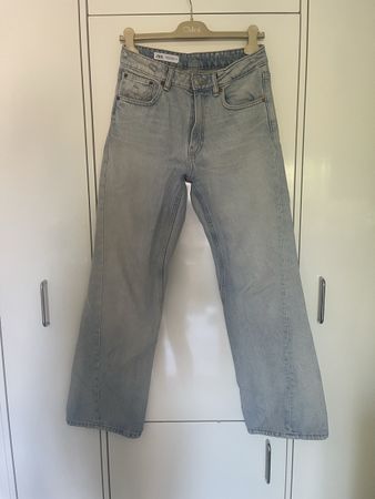 Jeans Zara blau hell Grösse 38 guter Zustand