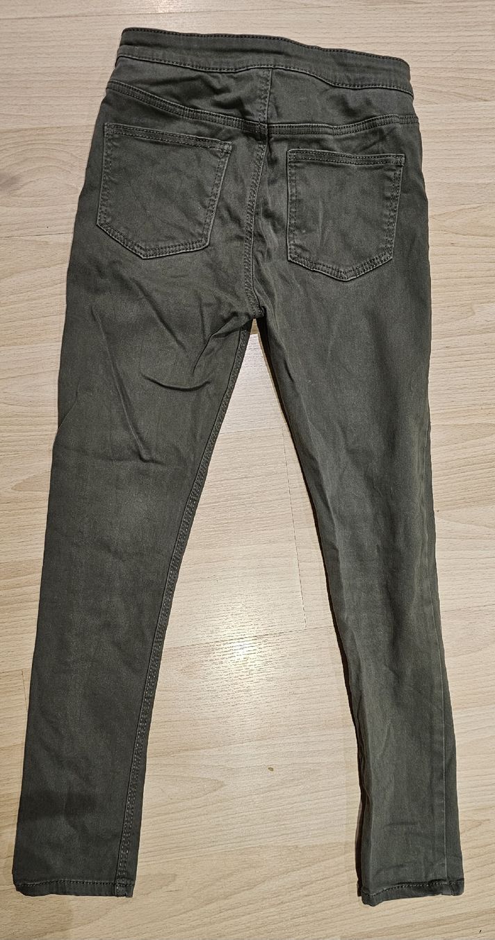 H&M Pantaloni: Kinder-Jeans – Usato da Fehraltorf venduto da Sumin 3