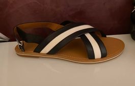 Bally Herren Sandalen aus schwarzem Kalbsleder Gr 40