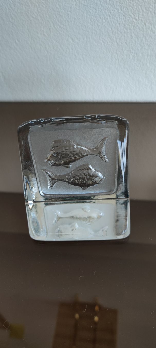 Tutte le decorazioni: Nybro Glas Briefbeschwerer/Deko "Fische" – Usato da Stäfa venduto da Rampensau 1