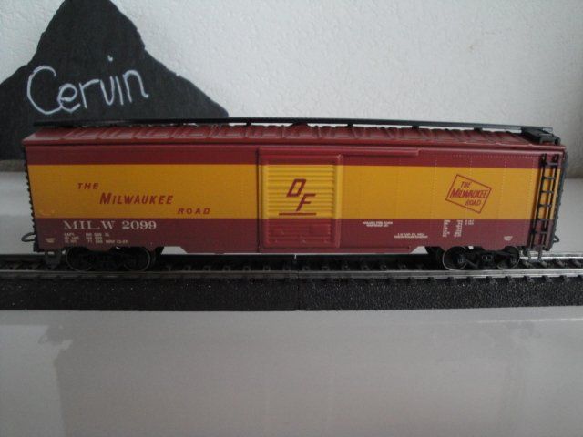 Walthers H0, 56' Thrall All-Door Boxcar - BC Rail (Neu (gemäss