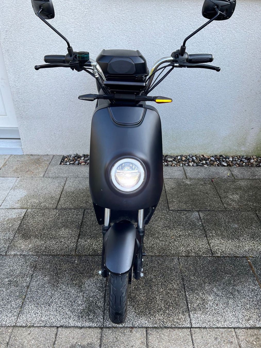 Scooters: E-Roller 500 Watt 25km/h max. – D'occasion à Männedorf par tomdiver007 2