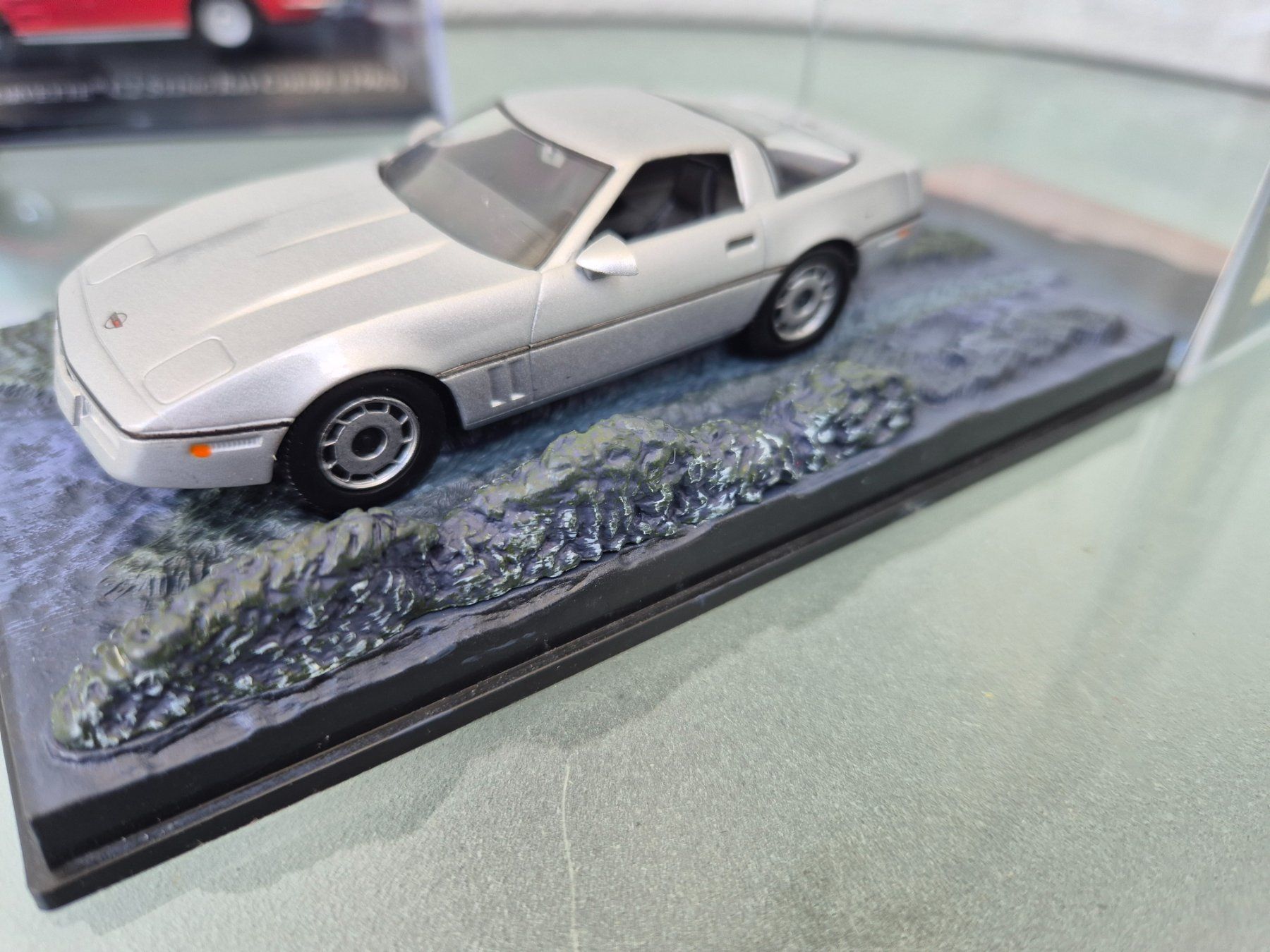 Chevrolet Modellini d'auto: Chevrolet Corvette James Bond 1:43 – Nuovo (secondo la descrizione) da Oberbuchsiten venduto da laffite54 1