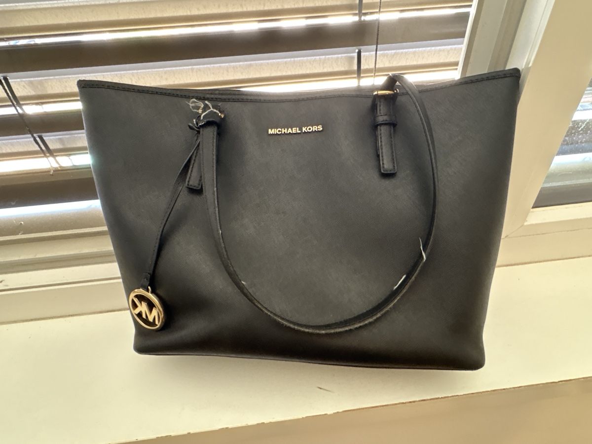 Michael Kors Borse da donna: Micheal kors – Usato da Echandens venduto da Noor2000