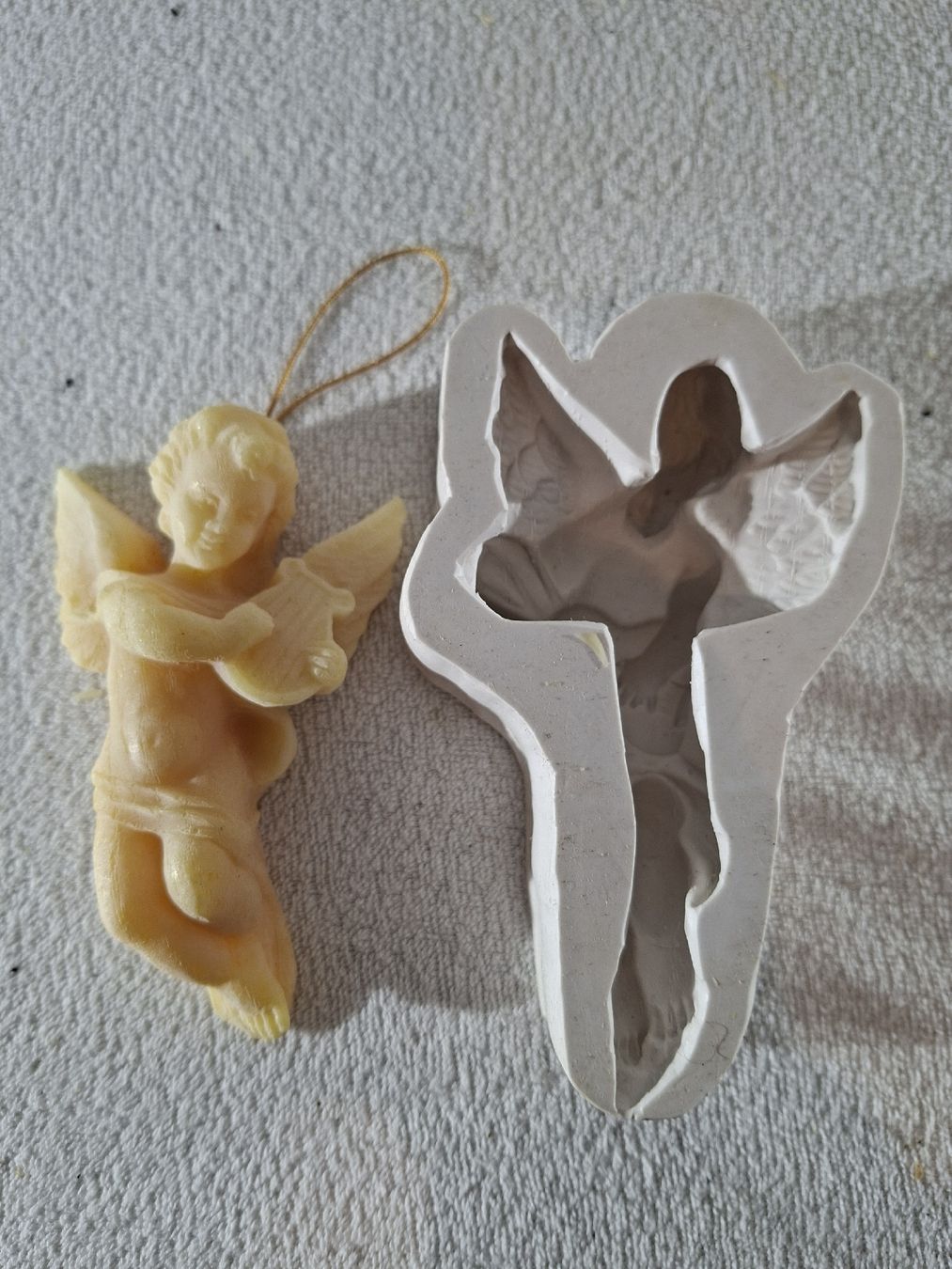 Candele: Silikonformen Weihnachtsbaum Schmuck 5 Stück  – Usato da Grindelwald venduto da carro5 3